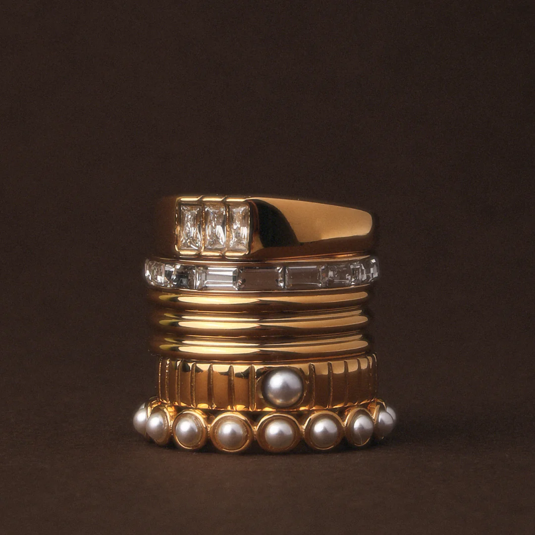 Baguette Signet Ring - Image 5