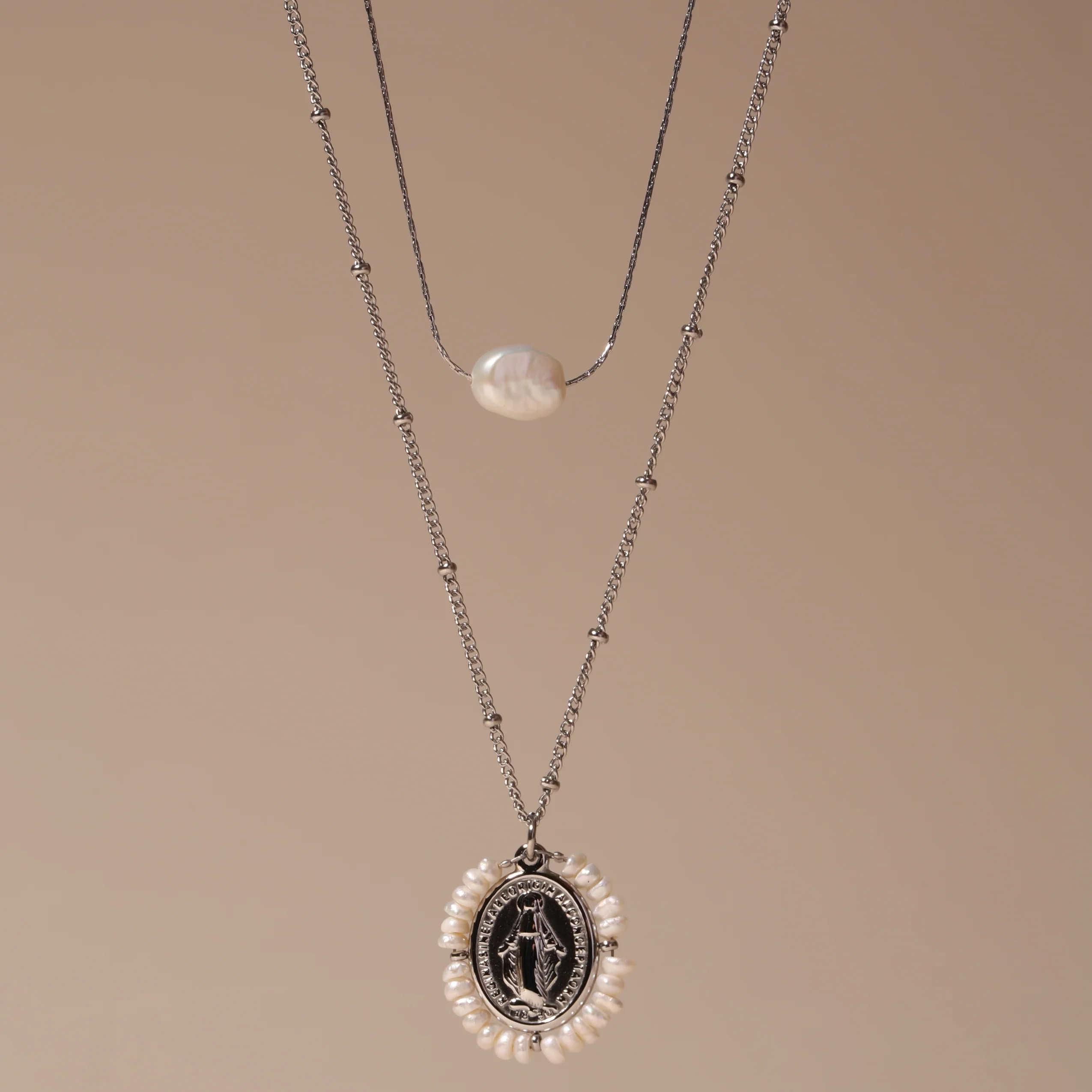 Baroque Pearl Choker - Image 8