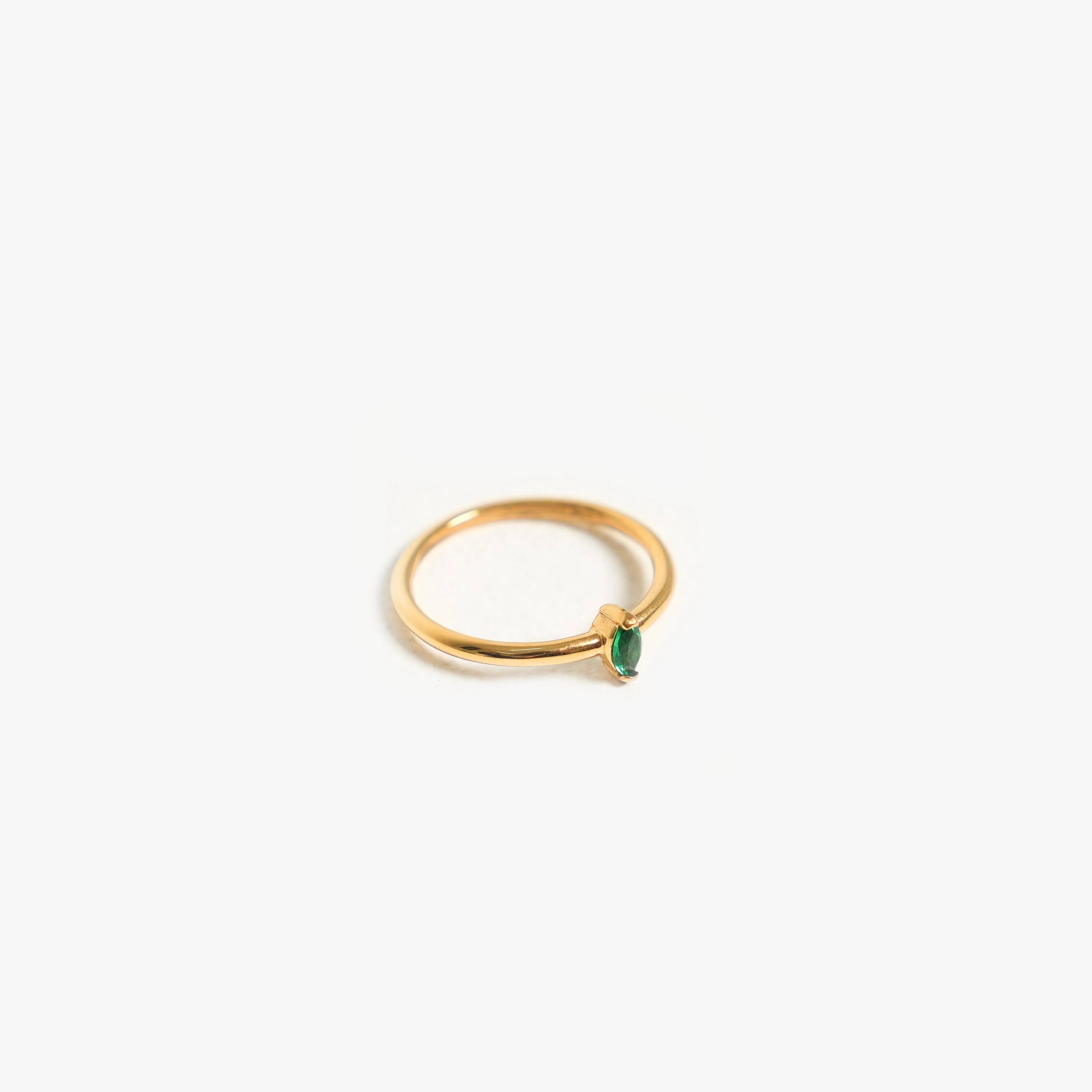 Dainty Emerald Ring - Image 5