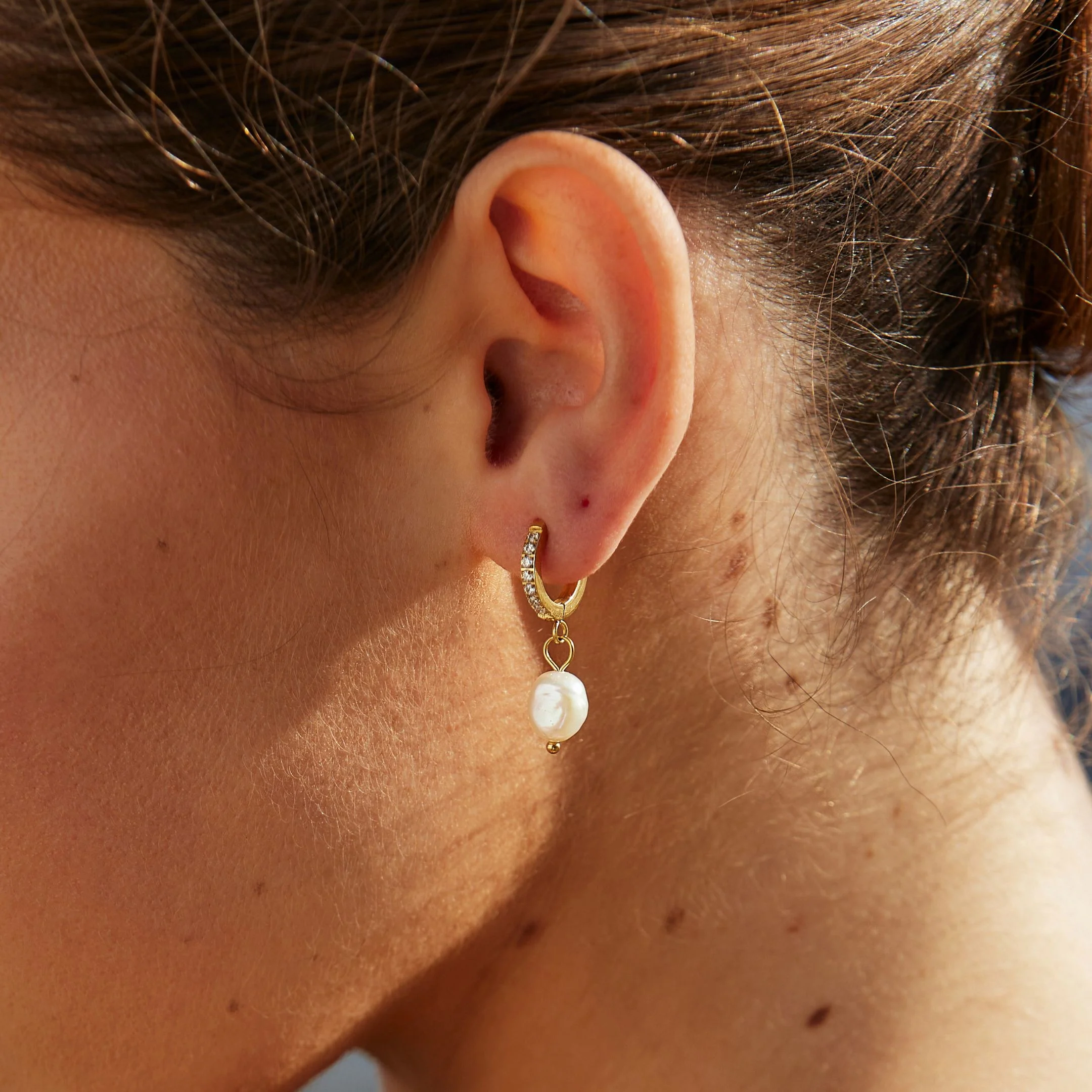 Freshwater Pearl Hoop Earrings - Image 10