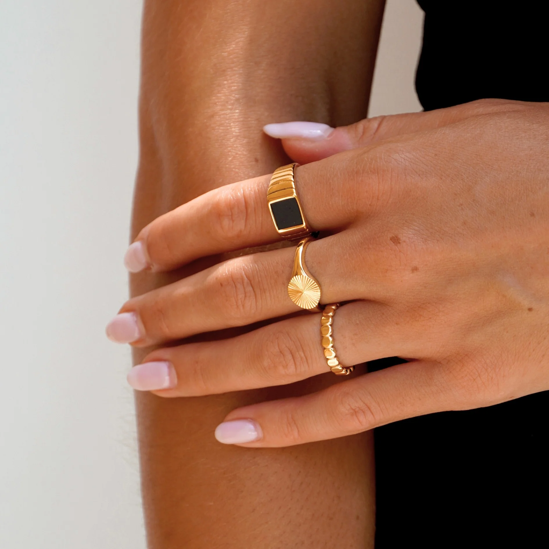 Sun Signet Ring - Image 3
