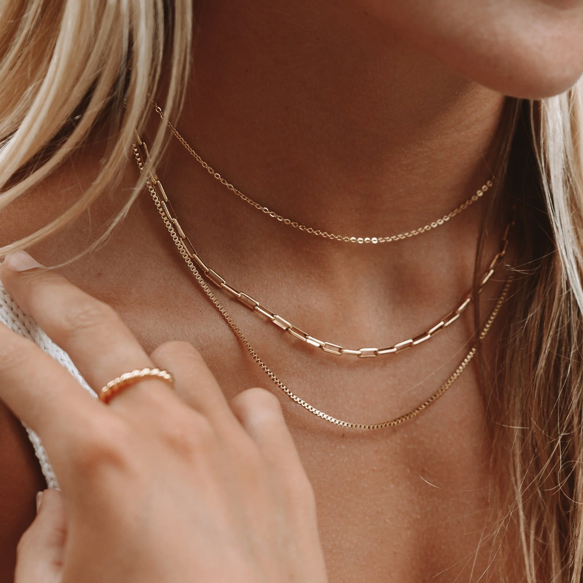 "Saona" Layered Necklace - Image 3